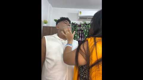 v_hot_sweti