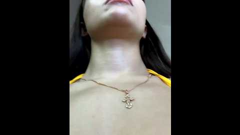 Media: angelinateller Stripchat 2025-10-19 03:03:00