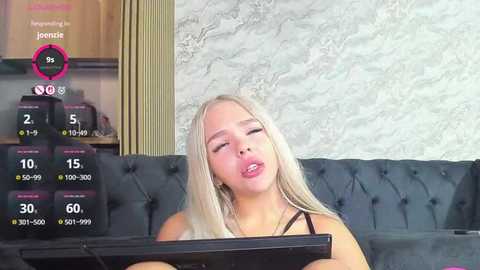 Media: daisy_abby03 Stripchat 2025-10-19 06:57:00