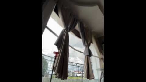 emiss_
