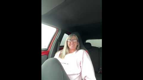 lily_uk_milf