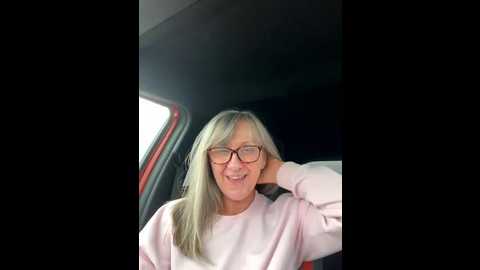 lily_uk_milf