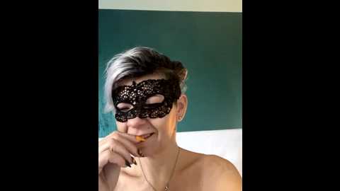 Media: sexysegretaria1 Stripchat 2025-10-19 06:51:00
