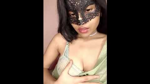 karishma_strip