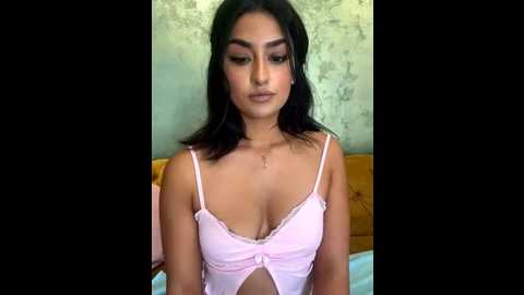 Media: mia_spicyy Stripchat 2025-10-20 12:04:00