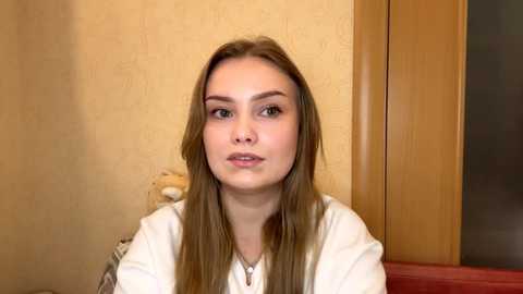 Media: willowsturiaie Stripchat 2025-10-20 10:42:00