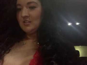 Media: kinkykylieuk_ Stripchat 2025-10-21 19:53:00