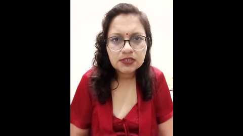 mahira_sharma01