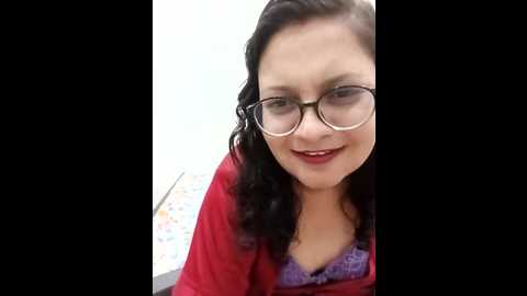 mahira_sharma01