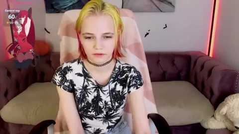 Media: mitaside Stripchat 2025-10-21 20:17:00