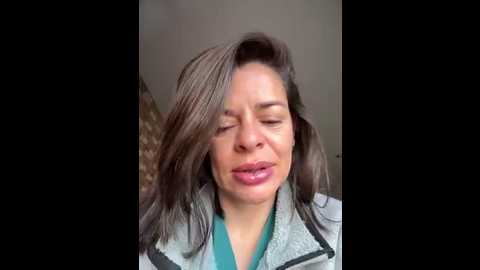 Media: nathalia_28_ Stripchat 2025-10-21 12:09:00