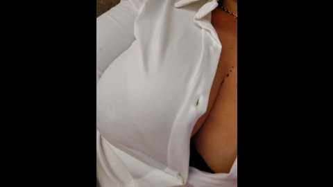 Media: zoe_87 Stripchat 2025-10-21 11:00:00
