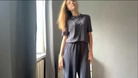 Media: _petai Stripchat 2025-10-22 13:19:00