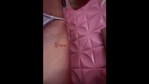 Media: anita_vega Stripchat 2025-10-22 20:31:00