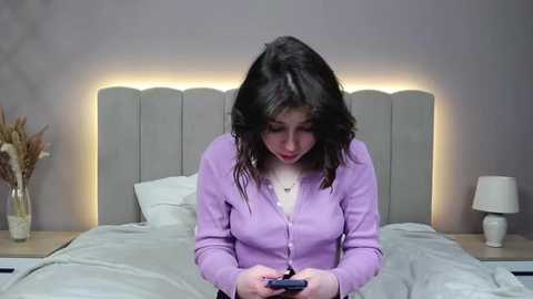 Media: dianamello Stripchat 2025-10-22 10:22:00
