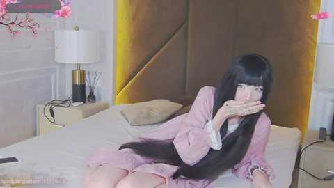 Media: evelyn_neal Stripchat 2025-10-22 16:06:00