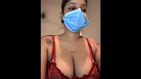 Media: hidden__________soul Stripchat 2025-10-22 10:04:00