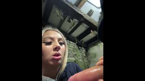 Media: hotamanda01 Stripchat 2025-10-22 20:34:00