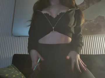 Media: jedwabskurv Stripchat 2025-10-22 16:25:00