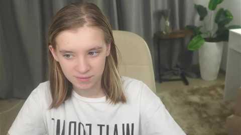 Media: vestaronan Stripchat 2025-10-22 13:46:00