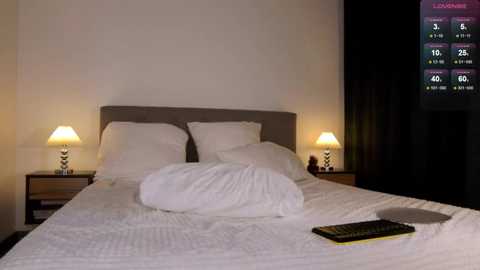 Media: wow_peach_girl Stripchat 2025-10-22 06:46:00