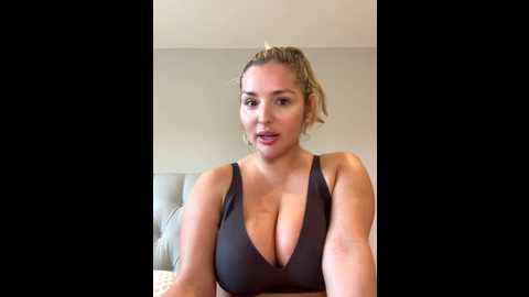 honey_tate
