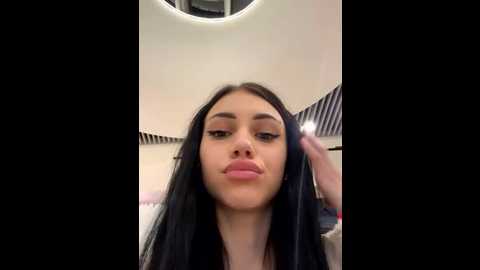 Media: ilariea_girl Stripchat 2025-10-23 18:13:00