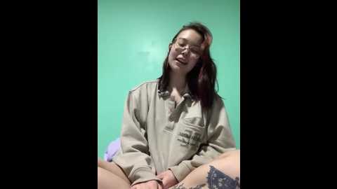 Media: kittyk_at Stripchat 2025-10-23 04:06:00