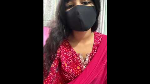 Media: lisa_afreen Stripchat 2025-10-23 02:25:00