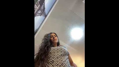 Media: littledoll___ Stripchat 2025-10-23 01:33:00