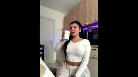 Media: scarlett_dream Stripchat 2025-10-23 10:12:00