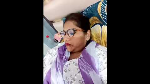 Media: urvashi01224 Stripchat 2025-10-23 09:59:00