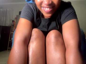 Media: watermommy Stripchat 2025-10-23 00:26:00