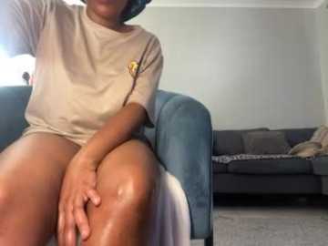 Media: watermommy Stripchat 2025-10-23 14:52:00