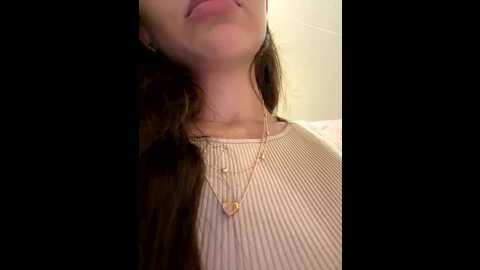 Media: angelinateller Stripchat 2025-10-24 05:59:00