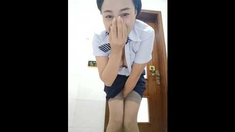 Media: bingxin_ Stripchat 2025-10-24 04:12:00
