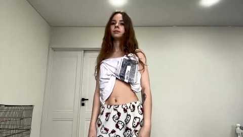 Media: ehtelbiondi Stripchat 2025-10-24 11:24:00