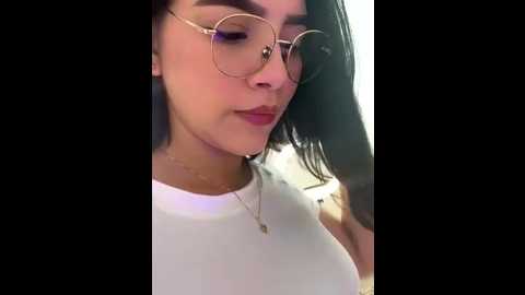 Media: julietalcl Stripchat 2025-10-24 21:07:00