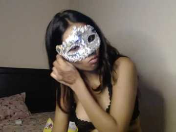 Media: kinky_jasmine Stripchat 2025-10-24 12:14:00