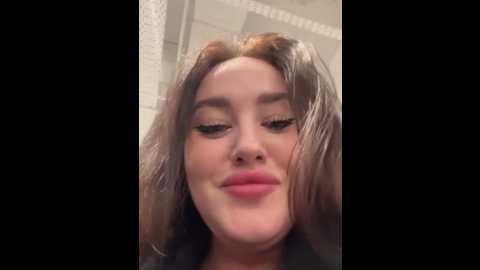 Media: kirasunshine Stripchat 2025-10-24 10:54:00