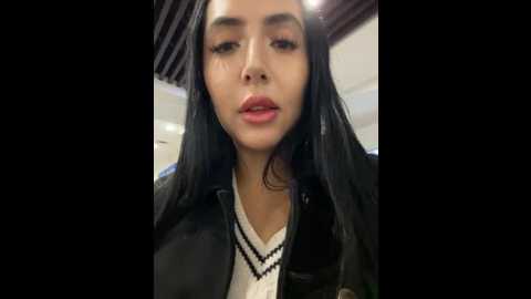 Media: oh_nina Stripchat 2025-10-24 21:56:00