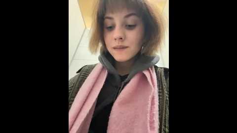 Media: only_april Stripchat 2025-10-24 15:14:00