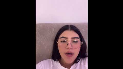 Media: julietalcl Stripchat 2025-10-25 02:16:00