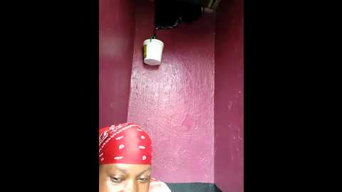 Media: broan_me Stripchat 2025-10-27 12:27:00