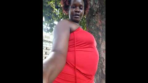 Media: broan_me Stripchat 2025-10-27 14:48:00