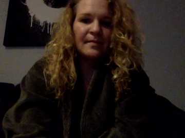 Media: dinslavnu Stripchat 2025-10-27 14:20:00