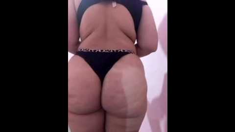 Media: hot_wisouuu Stripchat 2025-10-27 01:15:00