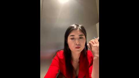 Media: sunny_520 Stripchat 2025-10-27 01:45:00