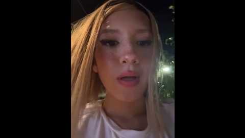 Media: sweetbunnygf Stripchat 2025-10-27 00:07:00