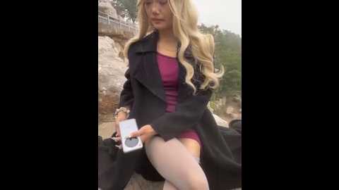 Media: xixi_28 Stripchat 2025-10-27 02:13:00